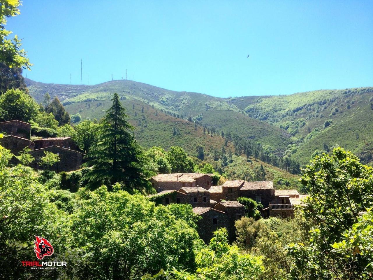 Quintal De Alem Do Ribeiro-Turismo Rural Луса Экстерьер фото